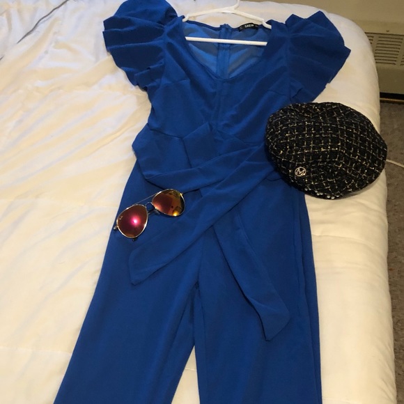 Brand new romper. 2 for 1 prize. #SHEIN #forever21 - Picture 1 of 8